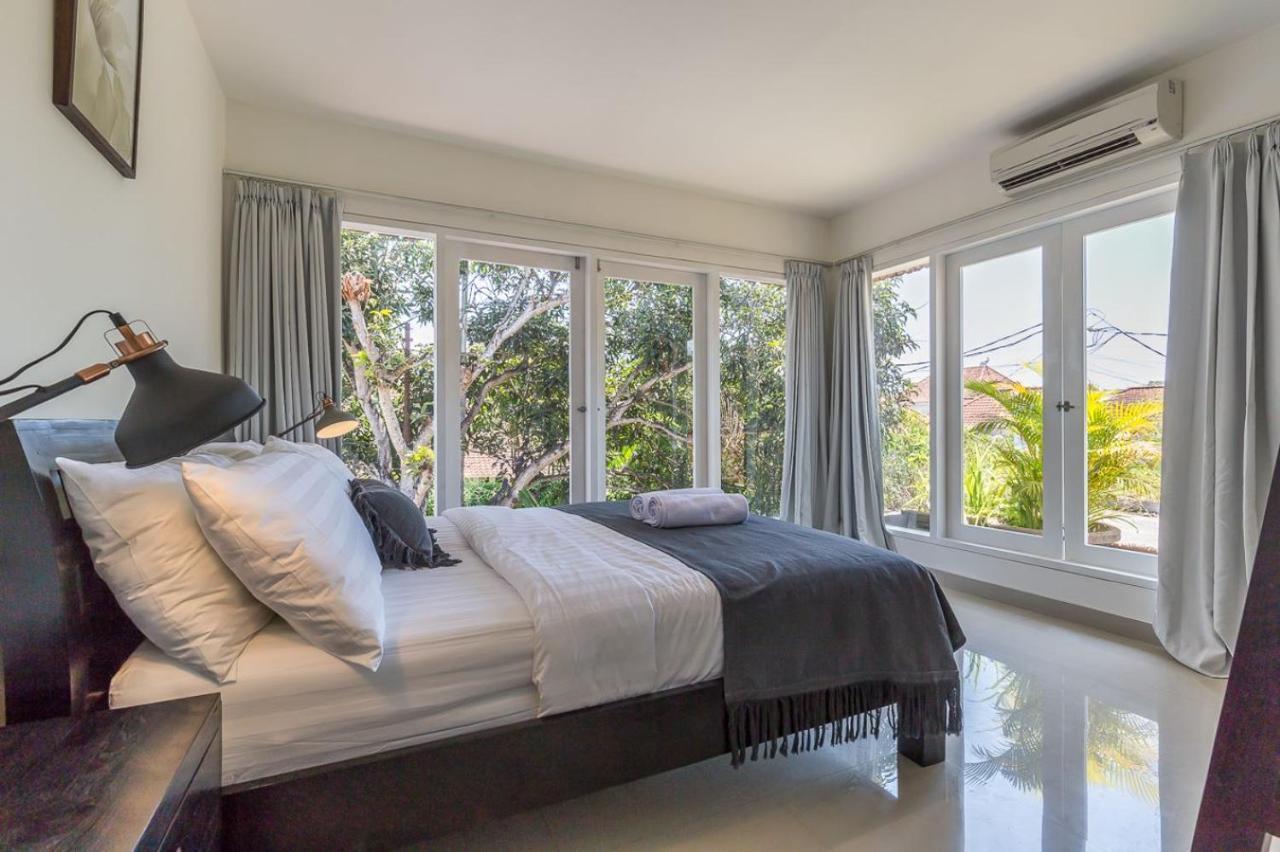 Modern 3Br Pool Villa Verone In Seminyak, Bali Canggu  Bagian luar foto