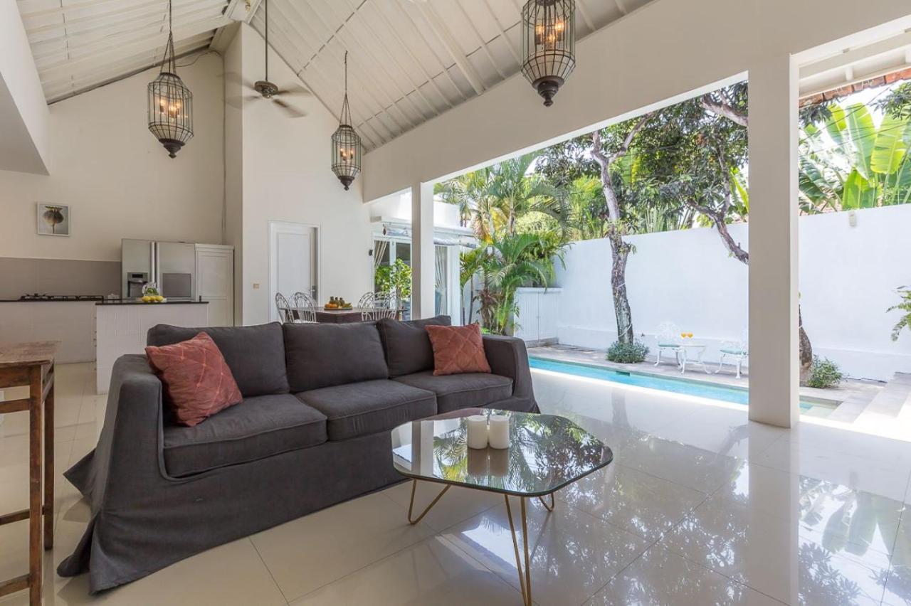 Modern 3Br Pool Villa Verone In Seminyak, Bali Canggu  Bagian luar foto
