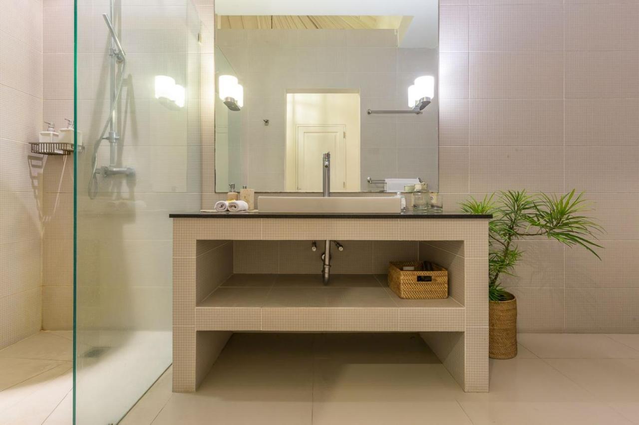 Modern 3Br Pool Villa Verone In Seminyak, Bali Canggu  Bagian luar foto